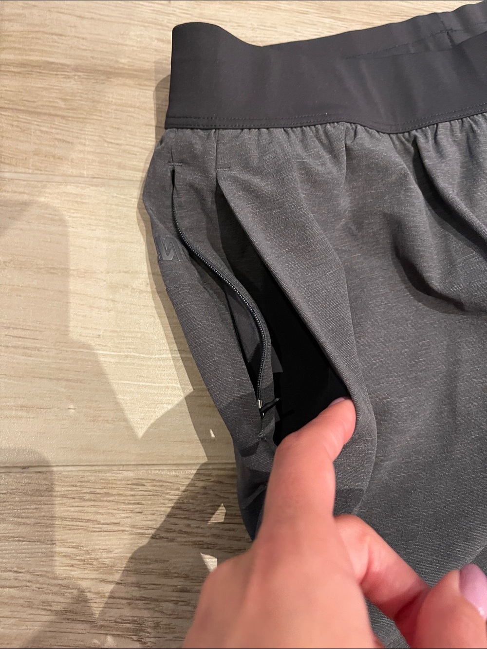 Men's Athletic Double-Layer Gray Shorts - Picture 4 of 8